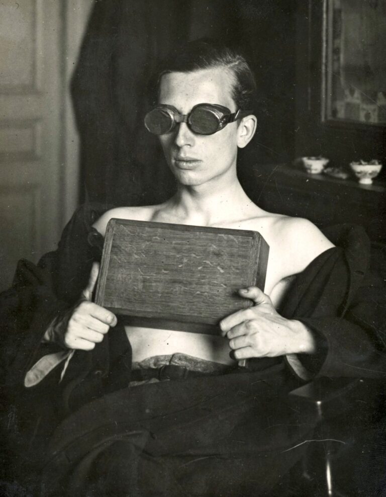 Cinema Paper. Érik Bullot
