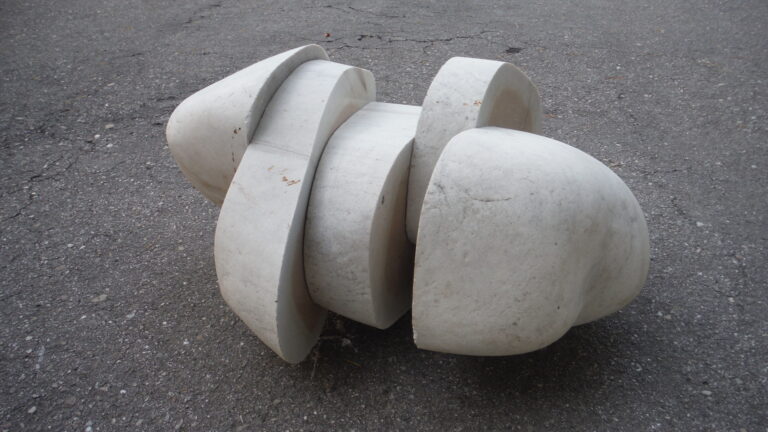 La luz de las piedras. Alberto Bañuelos