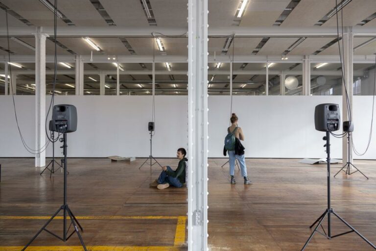 Visita comentada a ‘Cable City Dance Cable City Sea’ amb Joana Hurtado