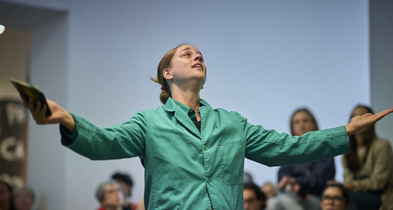 SPANISH COAST, 2017/2024: Performance per a actriu i maquetes. Amb Laura Weissmahr