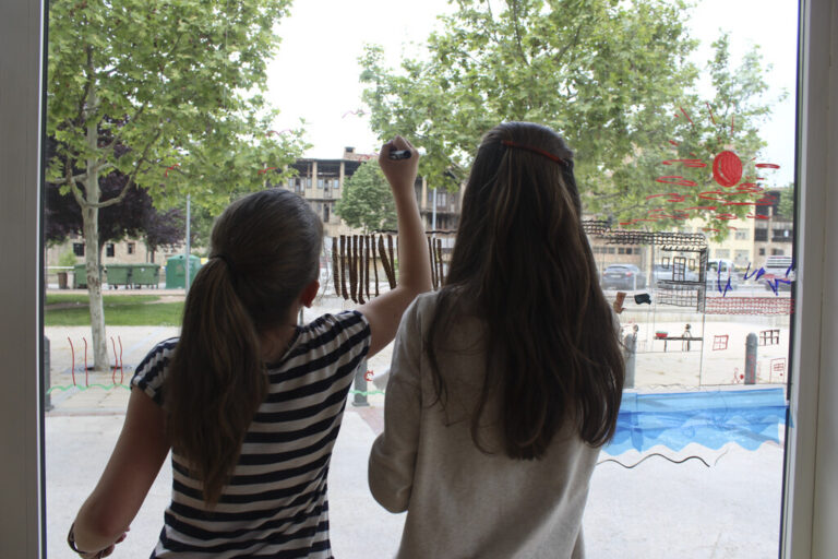 UN LLOC PER VIURE
