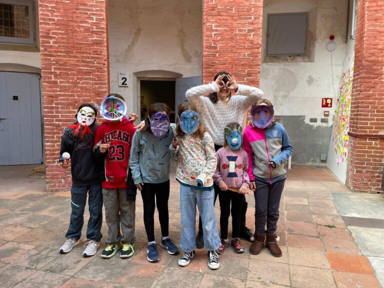 Taller adreçat a infants + mediació.