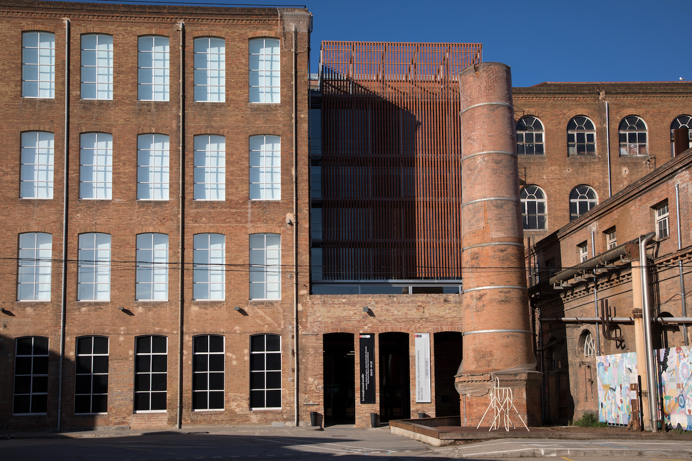 Fabra i Coats: Fàbrica de Creació obre convocatòries de residències per a projectes artístics i per a projectes musicals
