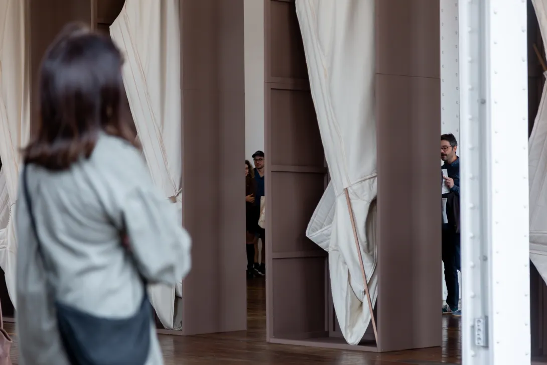 Visita comentada a ‘LALIRIO’ amb el personal de sala