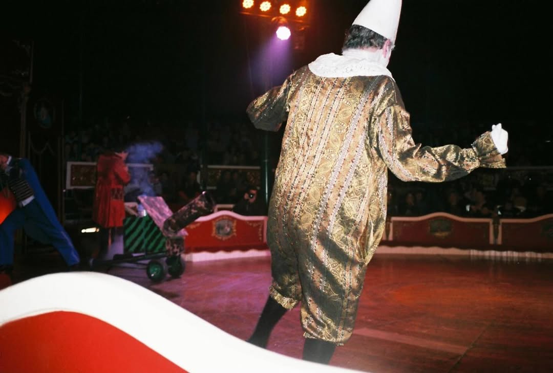 El cocoliche en la epopeya. Formes en la immaduresa entre Buenos Aires i Barcelona 1932–2025