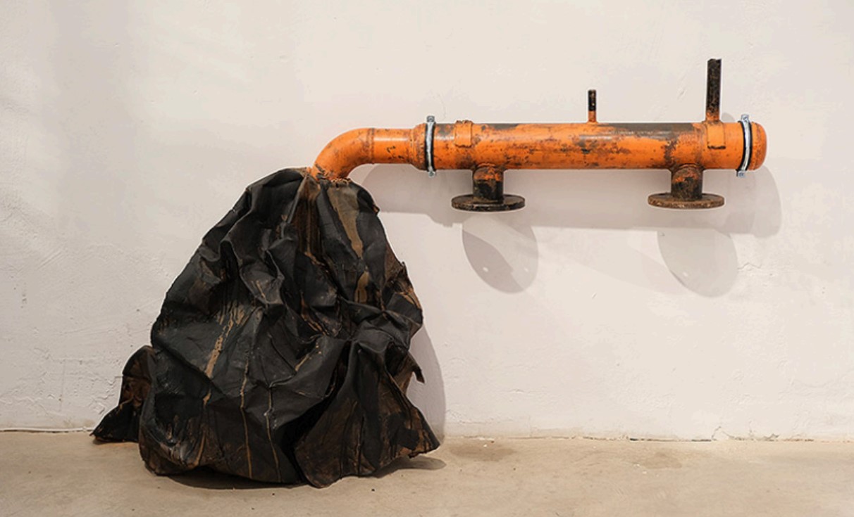 Cristina Lucas. E-conmotion