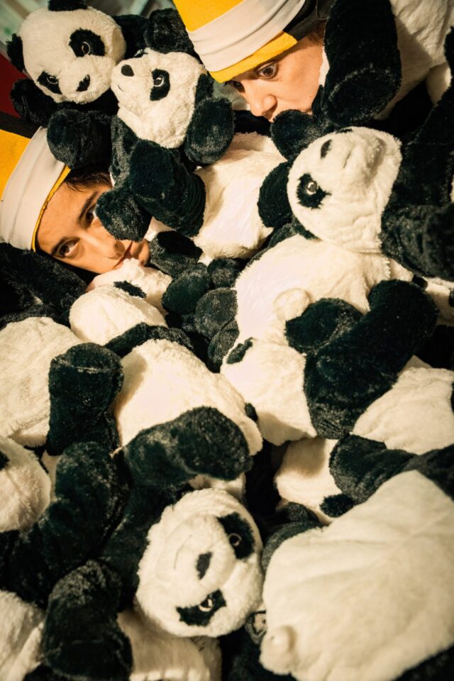 Núria Dalmau i Valeria Pisati – SNÖSTJÄRNA (FESTIVAL DANSA METROPOLITANA)