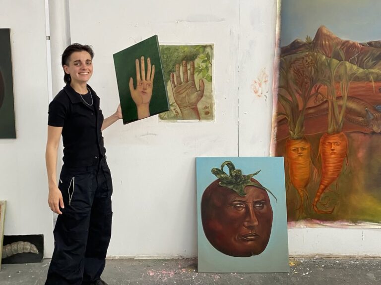Taller de cadàvers exquisits amb Aura Roig
