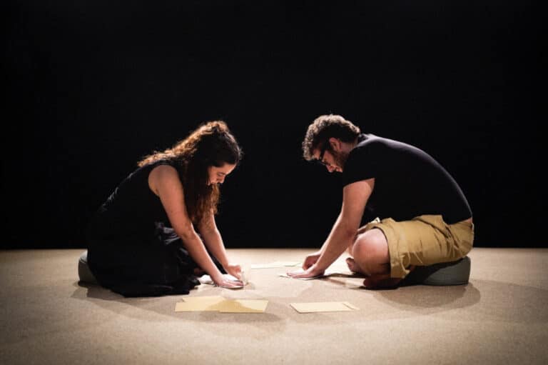 Lectura performàtica: Quemar la correspondencia